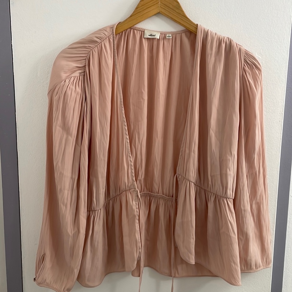 Wilfred Aritzia Shanina Blouse Top size L blush pink